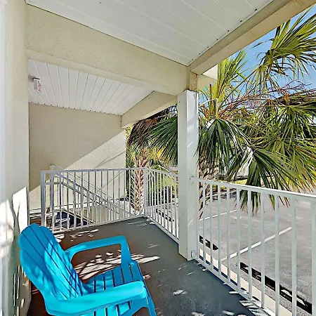 Gulf Island #713 Apartment